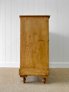 A Large English Pine Chest of Drawers Dresser with Wooden Knobs on Tulip Feet c1890