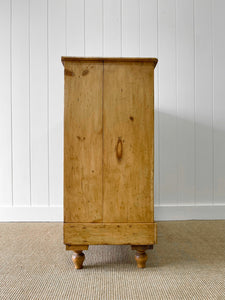 A Large English Pine Chest of Drawers Dresser with Wooden Knobs on Tulip Feet c1890