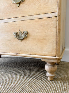 A Good Antique English Pine Chest of Drawers Dresser with Brass Hardware c1890