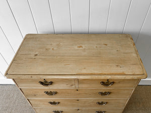 A Good Antique English Pine Chest of Drawers Dresser with Brass Hardware c1890