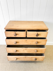 An Antique English Pine Chest of Drawers/Dresser