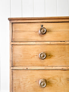 An Antique English Pine Chest of Drawers/Dresser