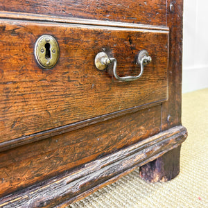 An English Oak Mule Chest Trunk or Blanket Box c1800