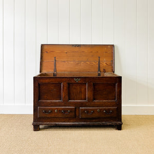 An English Oak Mule Chest Trunk or Blanket Box c1800