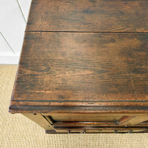 An English Oak Mule Chest Trunk or Blanket Box c1800