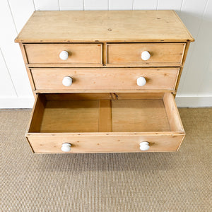 A 19th Century English Chest of Drawers/Dresser