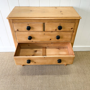 A 19th Century English Pine Chest of Drawers/Dresser with Tulip Feet