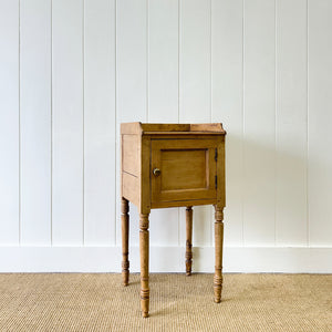 Antique English Early 19th Century Pine Bedside Table or Nightstand