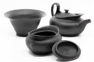 Wedgwood Serving Set in Black