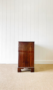 A English Georgian Oak Chest of Drawers with Swan Neck Hardware