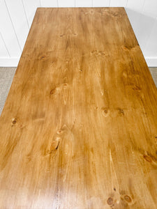 An English Country Pine 6ft Dining Table