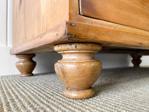 A Large  English Pine Chest of Drawers Dresser with Wooden Knobs on Tulip Feet c1890